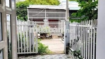 CÔ CHÚ LỚN TUỔI CÀN BÁN  CĂN NHÀ 668 TRIỆU VỀ QUÊ DƯỠNG BỆNH