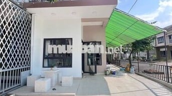 Cho thuê căn góc 2 tầng, 2PN, full nội thất tại Oasis, Mỹ Phước