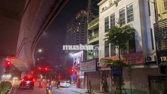 MẶT PHỐ KINH DOANH - 61M2 - 4 TẦNG - MẶT TIỀN 4.7M - GIÁ 30 TỶ