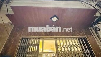 BÁN NHÀ NGUYỄN KHANG NGÕ NÔNG GẦN PHỐ, SÁT HỒ TẶNG NỘI THẤT Ở NGAY