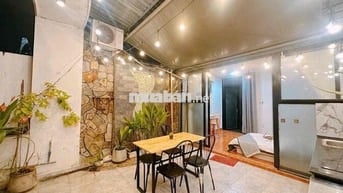 CHÍNH CHỦ TRỐNG 1PN BAN CÔNG 40m2 FULL TIỆN NGHI THANG MÁY NGAY KÝ CON