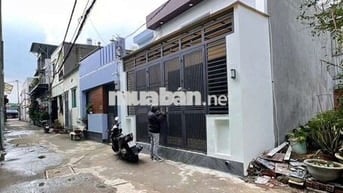 Nhà /30m TL 15, DT 55m2 Ngan 5m, 1 Lững 3PN-2WC, SHR, HXH rộng thoáng.