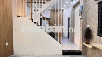 Nhà 2 tầng hẻm xe hơi đậu cửa giá 4 tỷ 65 đường Nguyễn Văn Khối P8 GV
