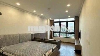 Studio cửa sổ ngay Nguyễn thượng hiền