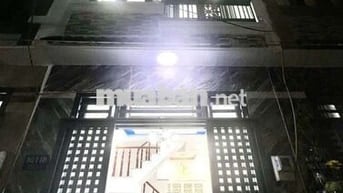 NHÀ 1 TRỆT 2 LẦU ĐƯỜNG TTH14,P. TÂN THỚI HIỆP,3 PHÒNG NGỦ,1 SÂN PHƠI