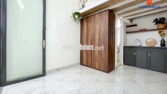 DUPLEX HIỆN ĐẠI MỚI TOANH _ NỘI THẤT ĐẦY ĐỦ