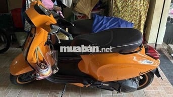 Xe Vespa chính chủ, ít sử dụng, mới chạy 5600