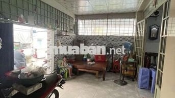 Cần bán gấp nhà cấp bốn cũ,140m2, nhỉnh 12tỷ, đường Lê Văn Lương quận7