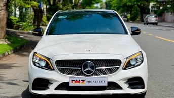 Mercedes Benz 𝐂𝟑𝟎𝟎 𝐀𝐌𝐆 𝟐𝟎𝟐𝟏 full option siêu đẹp