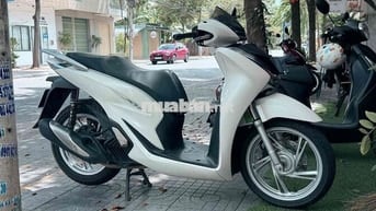 Nhà ít chạy cần bán