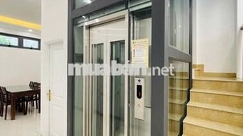 Phố Phú Thượng, DT: 64m2, 6 tầng thang máy ( 10 phòng ) ô tô đỗ cửa