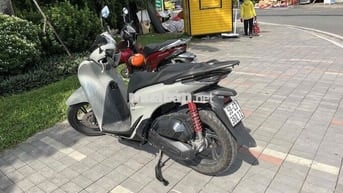 Bán nhanh Honda SH 160i bản Thể Thao xám xi măng
