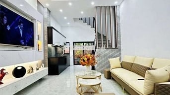 Dân xây 42m - Thụy Phương, sát phố - Gần ô tô.