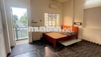 cho thuê phòng mặt tiền Điện biên phủ q3