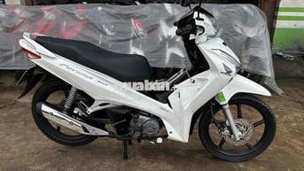 Honda Future fi 2022 trắng đen ( hỗ trợ góp )