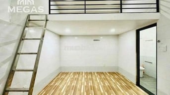 PHÒNG TRỌ CÓ GÁC SẴN MÁY LẠNH RỘNG 30m2 NGAY ĐH Văn Hiến - CV Đầm Sen