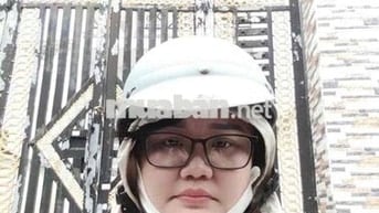 Nhà 2 tầng sát mặt tiền Đặng Thúc Vịnh