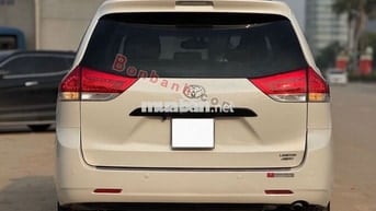 Toyota Sienna Limited 3.5 AWD 2013 - 936 Triệu
