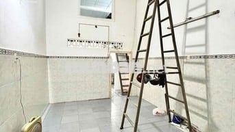 PHƯỜNG 3_ QUẬN 11 NHÀ MỚI SỬA CHỮA SẠCH SẼ DỌN VÀO Ở LIỀN