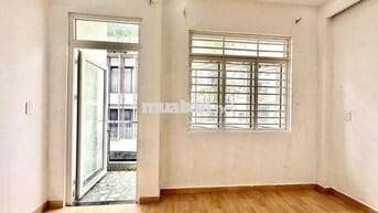 CHO THUÊ PHÒNG BANCOL GIÁ RẺ NGAY CÔNG VIÊN LÀNG HOA GÒ VÁP