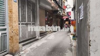 Kim Giang ngõ to rộng đẹp. 40m 5 tầng 8 tỷ