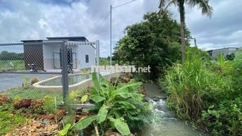 Tôi Cần bán GẤP Căn Nhà 850m2 đất vườn có sẵn căn nhà nhỏ