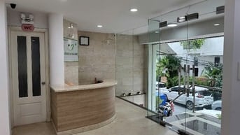 Bán nhà số 8 Hoa Trà p2 Q.Phú Nhuận dt: 8 x 16, hầm 6 lầu giá 44.8 tỷ