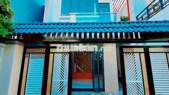 Nhà hoàn công đường 3,3 m ôtô ngủ trong nhà.dts115 m2.giá 4,6 tỷ TL