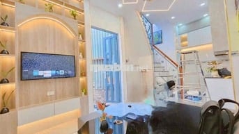 Bán Nhà Gần ĐH Văn Lang - 2Phòng Ngủ - Sát Đại Lộ Dương Quảng Hàm