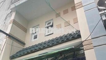 cho thuê nhà dt 3,2x10 đúc 1 lửng 1lầu 3pn hẻm 3m q12