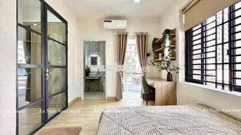 CHO THUÊ CĂN HỘ BAN CÔNG TÁCH BẾP NGAY GẦN CẦU LÊ VĂN SỸ GIÁP Q1 , Q10