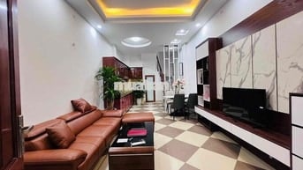 Bán Nhà Ba Đình Mặt Ngõ Thông - 33m2 Hơn 7 Tỷ. 40m Ra Ô Tô Tránh