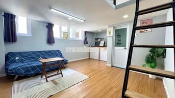 TRỐNG PHÒNG GÁC CÓ CỬA SỔ TRỜI THOÁNG GẦN CẦU ÔNG LÃNH