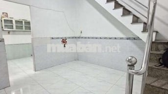 Cho thuê nhà lầu còn mới sạch sẽ