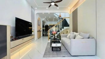 Chỉ 4tỷ850 nhà ngay Chu Văn An, 70m2 giảm mạnh khi cọc trong ngày SHR