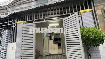 Chính chủ bán gấp nhà DT 5m-16m giá 350tr gần chợ Xuân Thới Thượng