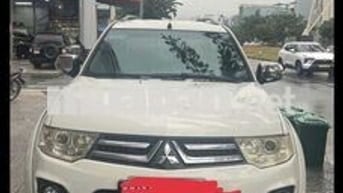 Pajero sport 4x2 AT - 140000 km