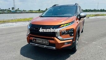Mitsubishi Xpander Cross 2023 Cam/đen - 23000 km