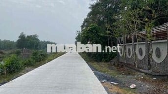 đất mt kênh t10 gần ng văn bứa. 20*50 giá 13,99tỷ