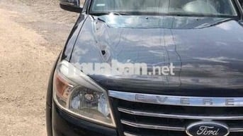 Ford Everest 2010 2.5L 4x4 MT - 190000 km