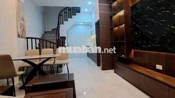 Cầu Diễn - 6 tỷ - 5 tầng - mới cóong ô tô đỗ cổng full nội thất