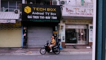 Nha mat tien kinh doanh, can ban gap, chinh chu, 91 To Hien Thanh, HCM