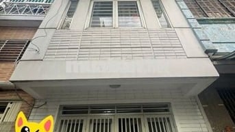 5.5 TỶ, NHÀ RẺ ĐẸP, PHÁP LÝ CHUẨN_QUẬN 1, 30M2, 3 TẦNG, HẺM ĐẸP GẦN MT