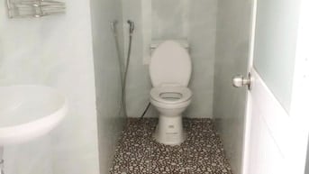 Cho thuê nhà nguyên căn, DT 4*20m, DTSD 80m2, quận Tân Phú, giá 10tr