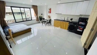 Studio cửa sổ thoáng ngay Bình Quơiz