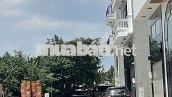 Lô đất KDC Himlam đường Nguyễn Thị Thập, P. Tân Hưng, Quận 7, TP. HCM