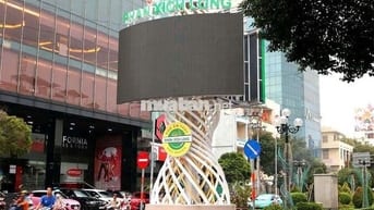 Ngang 4m x 8m, nhà 4 tầng, ngay Phan Xích Long, gần mặt tiền , hẻm 3m