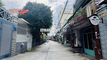 Lô đất hiếm thổ cư toàn phần dt 78m2 hẻm xe hơi thông