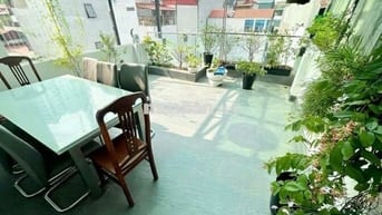 Nhà 120 Dương Văn Bé 62m2 xây 5 tầng full đồ rất đẹp, ngõ thông oto
