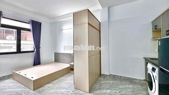 Căn Hộ Tách Bếp Máy Giặt Riêng Phú Nhuận Gần Công Viên Gia Định Quận 1